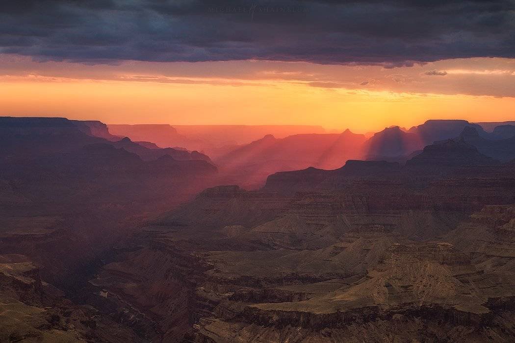 Light Rays Grand Canyon
