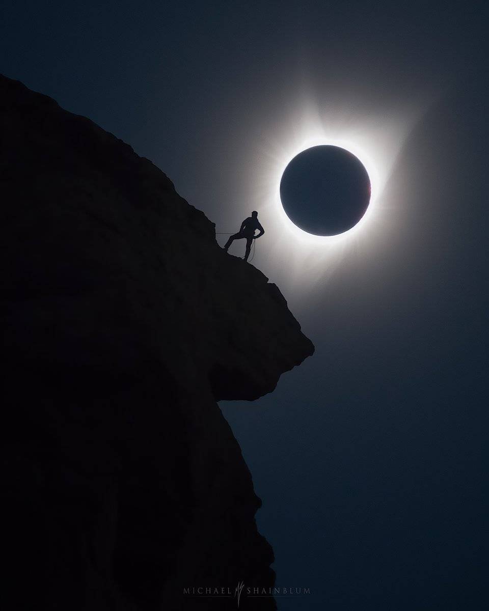 Total Solar Eclipse Smith Rock Oregon Climber